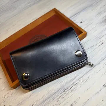 [트래커 지갑 미들 2층] 크롬엑셀 블랙 차심 실버