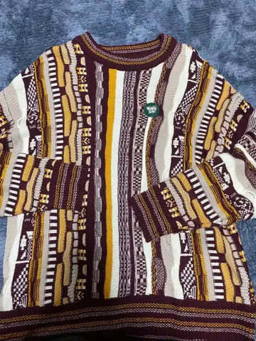 TITS LIFE 니트 스웨터