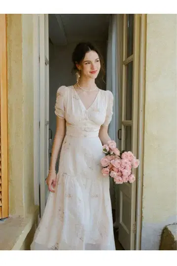 SINCETHEN Butterfly V-Neck Long Dress