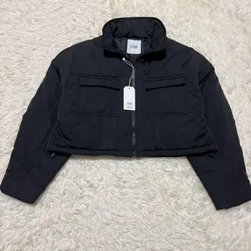 새상품 미사용 GYDA 크롭 패딩 자켓 숏 기장 블랙