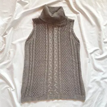 collection 케이블 짜임 슬리브리스 터틀 니트 그레이지