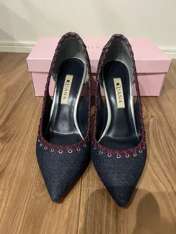 DIANA 데님 스네이크 패턴 하이힐