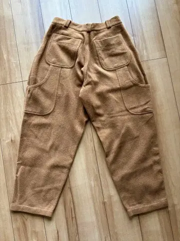 jujudhau 즈즈다우 압축 울 페인터 워크 팬츠 카멜