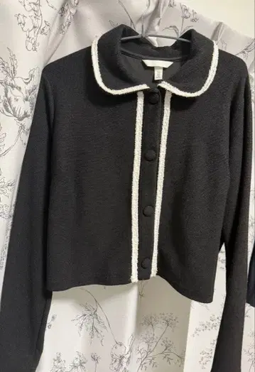 H&M 카라 부착 크롭 니트 M 블랙