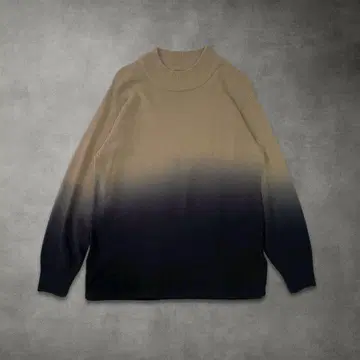 그라데이션 니트 스웨터 오버 사이즈 (베이지 M~L)