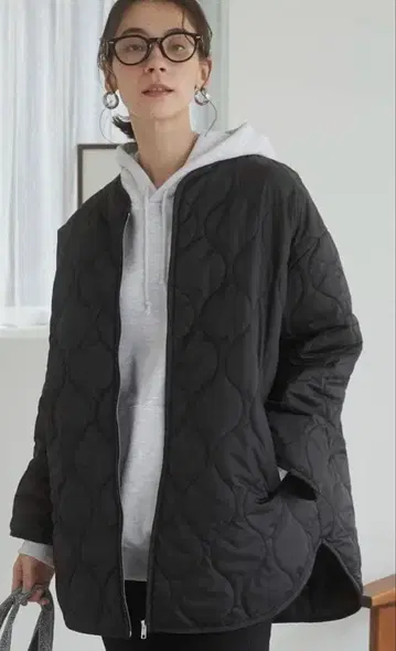 ANGIE 퀼팅 자켓 블랙 (새상품급)