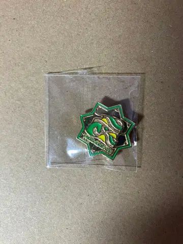 간사이 만박 토르크메니스탄관 핀 배지