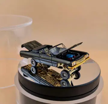 Fineworks64 1/64 쉐보레 임팔라 로우라이더