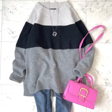 새상품급 23구 울 캐시미어 니트 하찌 사이드 슬릿 보더