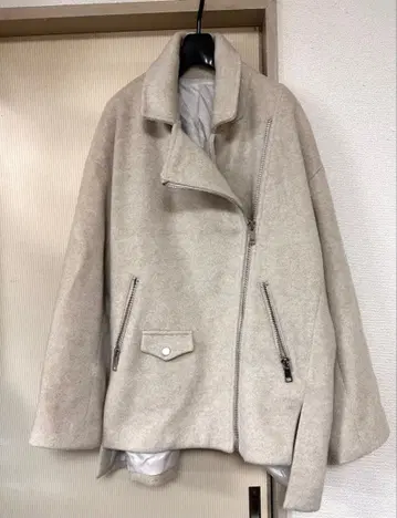 디자인 훌륭한 하프 코트 새상품급 즉시 구매 가능