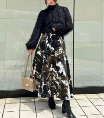 프레이 아이디 FRAY I.D 플로키 피그먼트 스커트