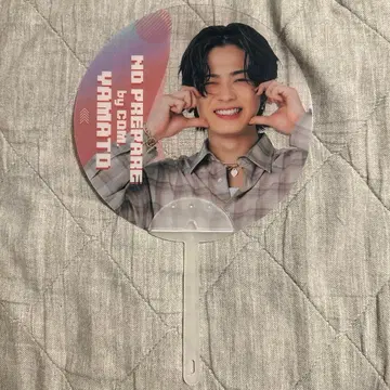 코무돗토 야마토 부채