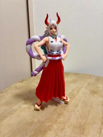 원피스 야마토 피규어