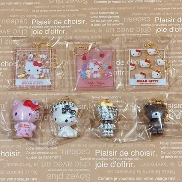 헬로키티 시크릿 마스코트 & 참 7종 세트 K402