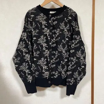 studioCLIP 블랙 꽃무늬 가디건 긴팔