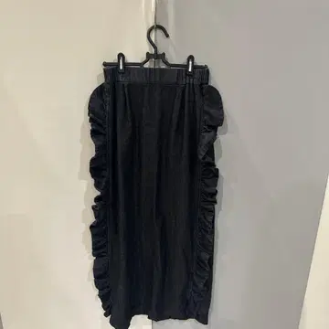 블랙 롱 스커트 프릴 포함 프리 사이즈