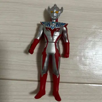 울트라맨 타이가 피규어