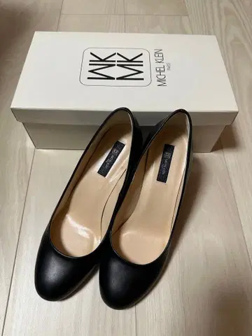 MICHAEL KLEIN 미쉘클랑 라운드토 펌프스