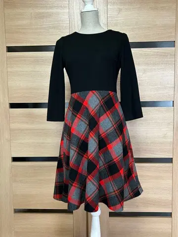 UNIVERVALMUSE 블랙과 빨간색의 타탄 체크 원피스 ( M )