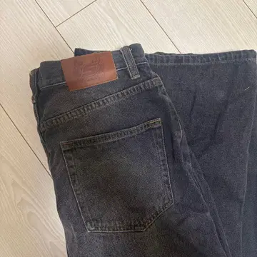 다크 그레이 와이드 레그 데님