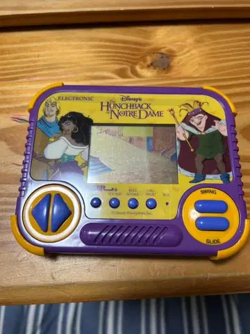 동작 확인 완료 디즈니 레트로 게임 노트르담의 꼽추 90s