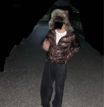 광택 퍼 포함 다운 자켓 Y2K 그런지 시크 스타일 00s 극상 헤이세이