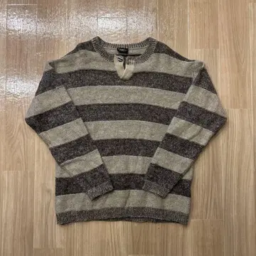 used 구제 의류 보더 모헤어 혼방 아크릴 스웨터 커트 코베인