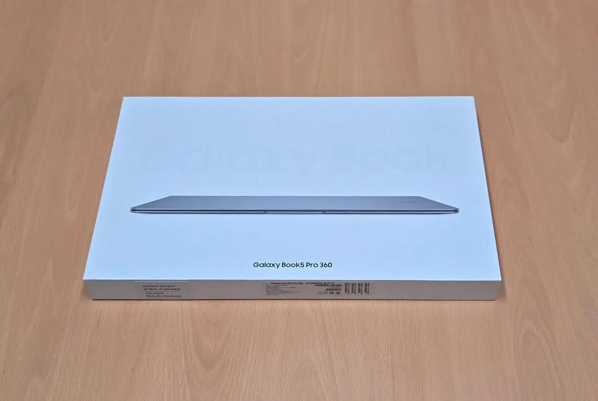 Samsung Galaxy Book5 Pro 360 NT960QHA-KC71G Like-new laptop