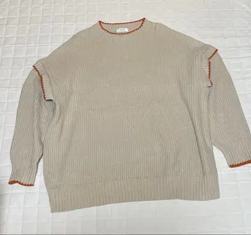 새상품급 로리즈팜 스웨터 니트 베이지 긴팔