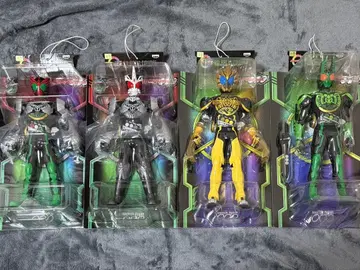 가면라이더 피규어 4체 세트