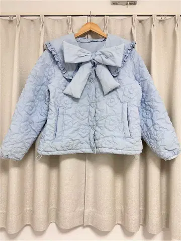 fenicottero 스카이블루 프릴 달린 플라워 퀼팅 자켓