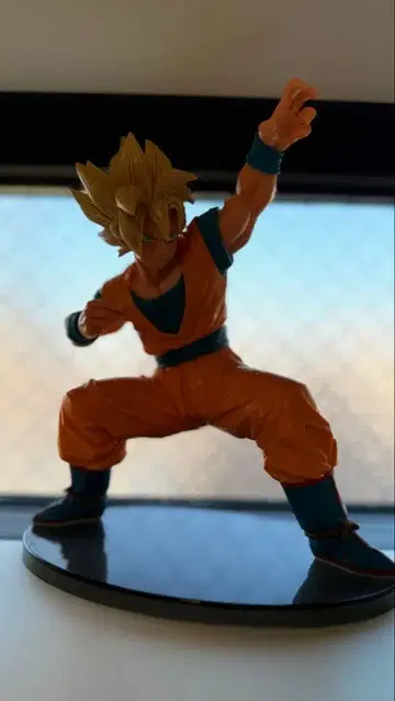 손오공 피규어 공격 포즈