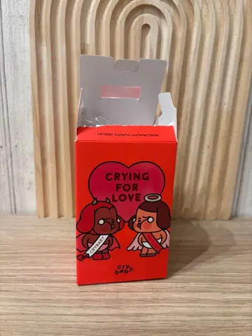 CRY BABY/CRYING FOR LOVE 피규어