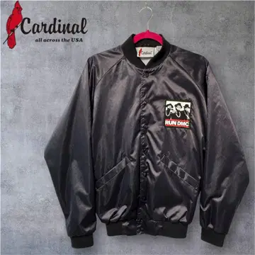Cardinal RUN DMC 블랙 새틴 베이스볼 자켓 크롭 기장
