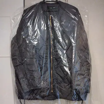 [ 세탁 가능 / 발수 가공 ] 충전솜 패딩 아우터