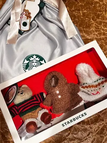 스타벅스 홀리데이 2025 베어리스타 미니 세트 기프트 백참