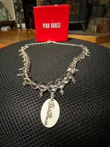 Pink House 크로스 참 목걸이