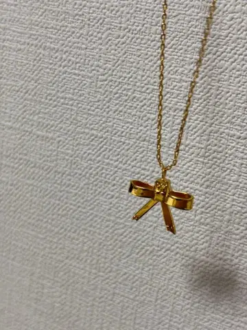 리본 목걸이 골드