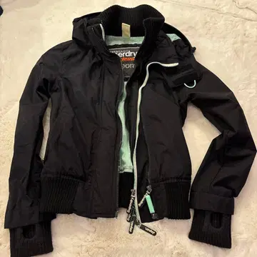 SUPERDRY 후드 부착 자켓 블랙