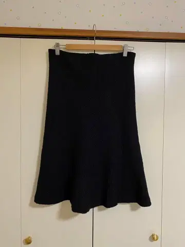 블랙 플레어 스커트