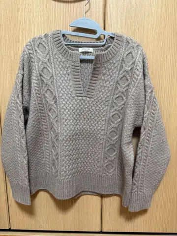 FREAK'S STORE 니트 스웨터 베이지 V넥