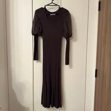 SNIDEL 스나이델 도킹 머메이드 니트 원피스 브라운 F