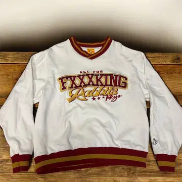 FXXXKING RABBITS V넥 트레이닝복