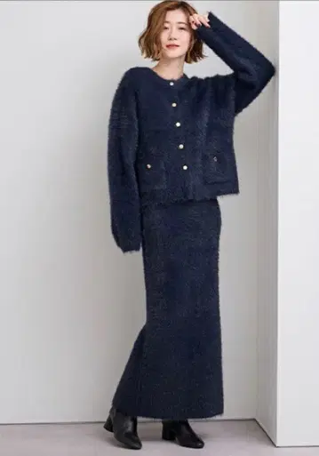 유어스 I라인 샤기 니트 스커트 네이비 M