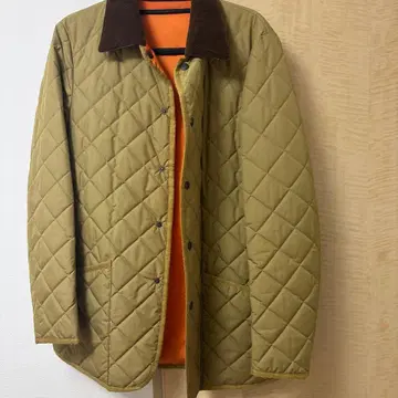 올리브 그린 퀼팅 자켓