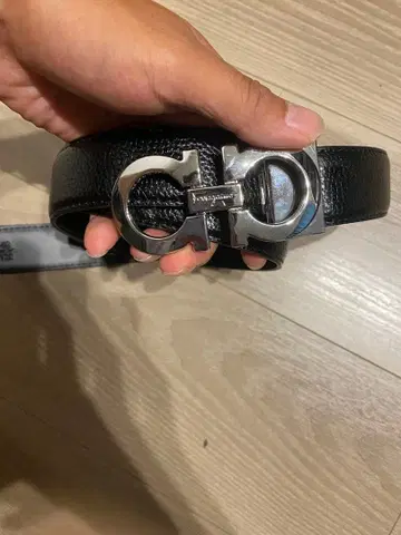 페라가모 벨트 실버 블랙