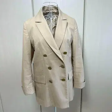 라토타리테 린넨 혼방 더블 자켓 베이지 7부 소매 골드 버튼 일본제