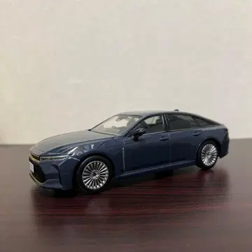 도요타 크라운 세단 HEV 매시브 그레이 색감 견본 컬러 샘플 미니카