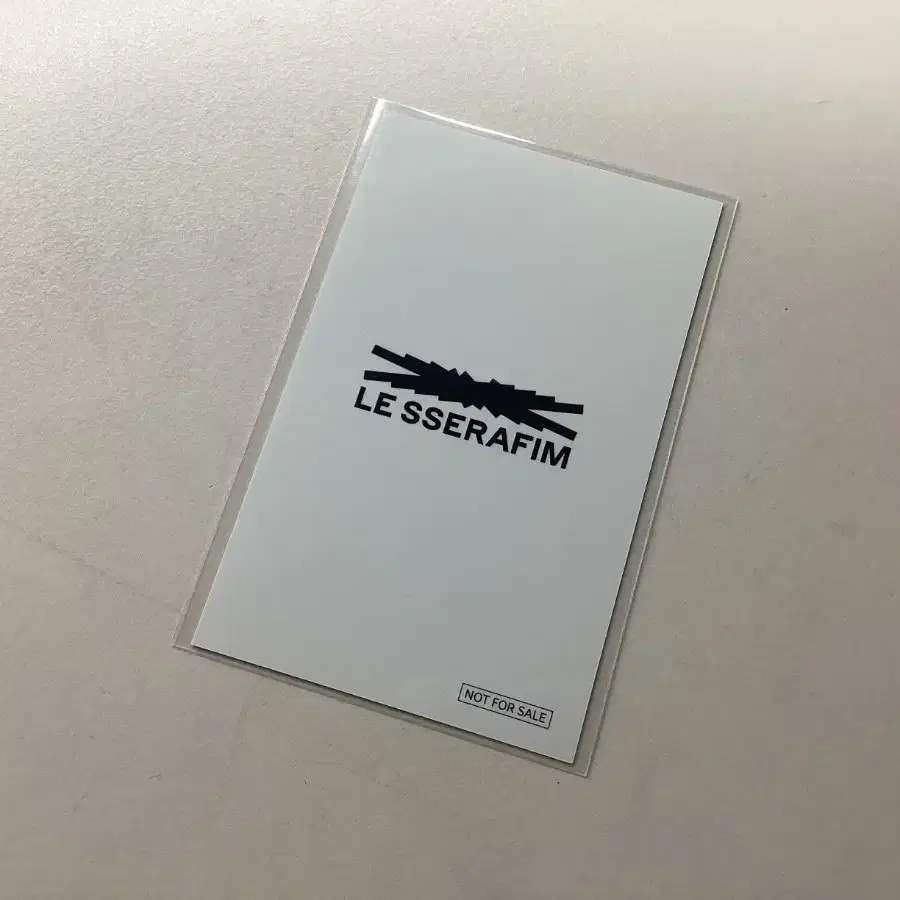 르세라핌 피어리스 재팬 유니버셜 럭키드로우 김채원 판매 양도