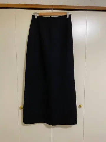 블랙 기하학 패턴 자수 롱 스커트